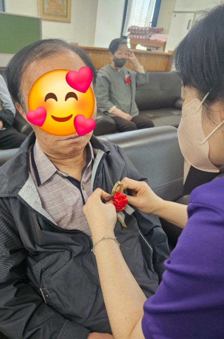 KakaoTalk_20260512_160052120_05.jpg